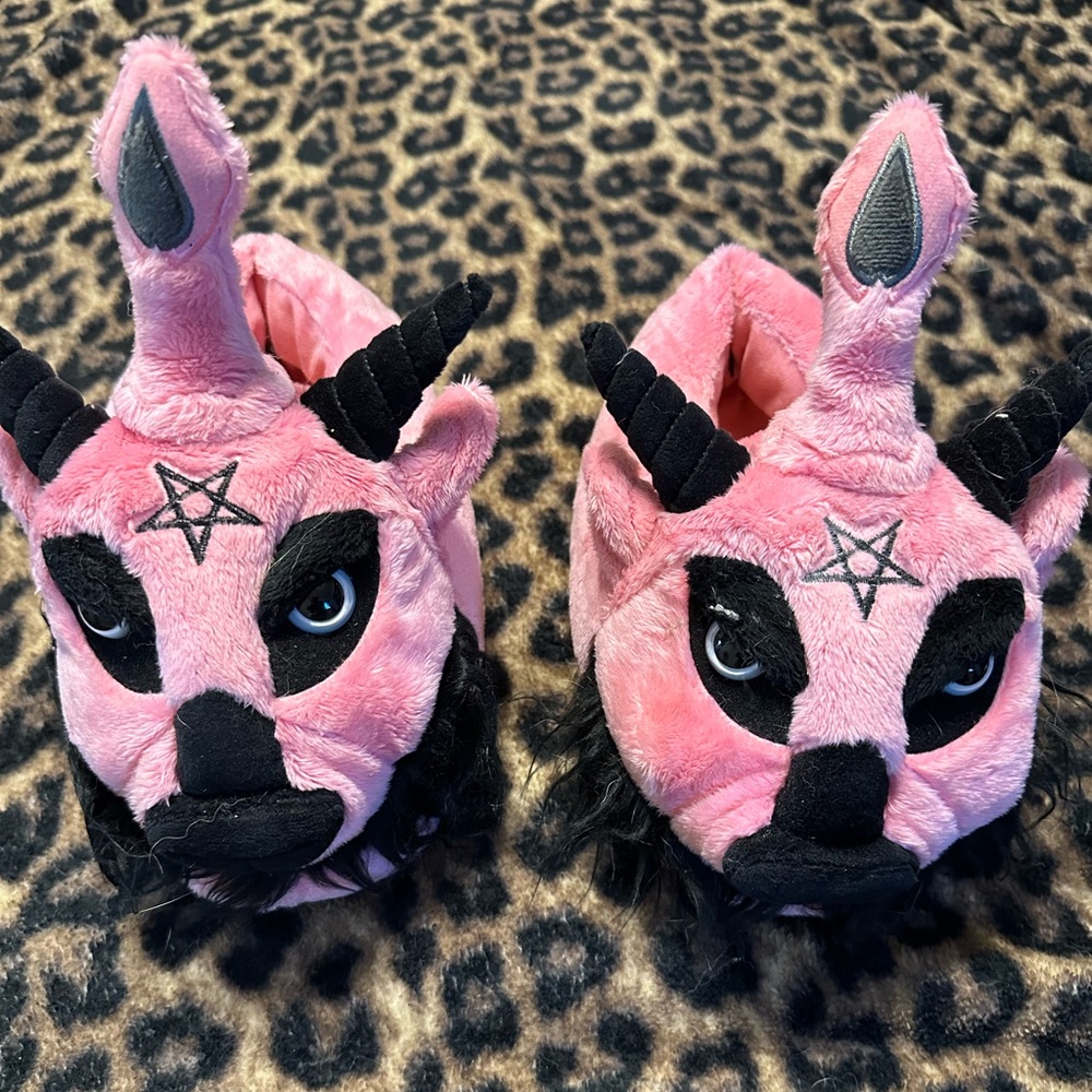 Kill star pink dark lord slippers s/m